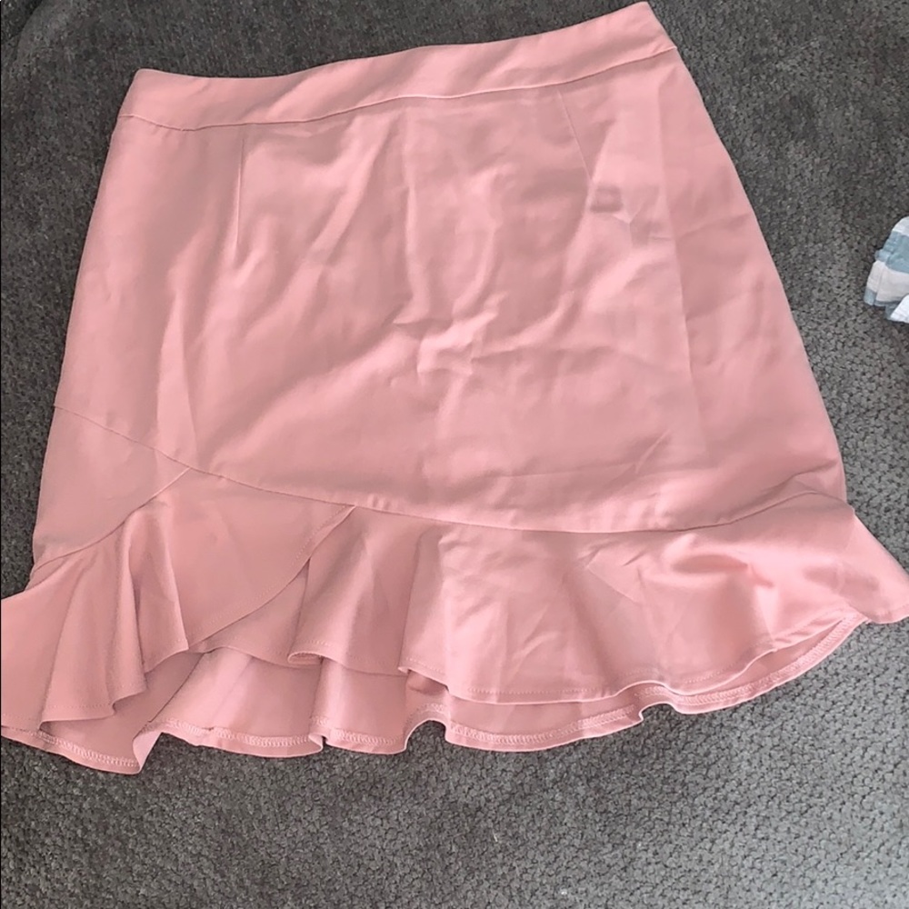 Ruffle skirt